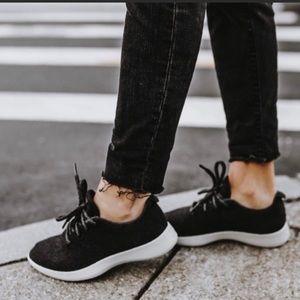 Allbirds Wool Runner True Black w/Cream ✨ Like New